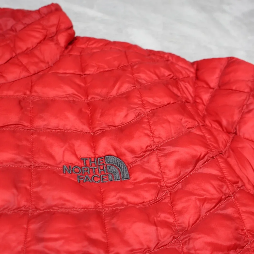 North Face Jacket Men XL Red Quilted Full Zip Thermoball Insulated Winter Puffer